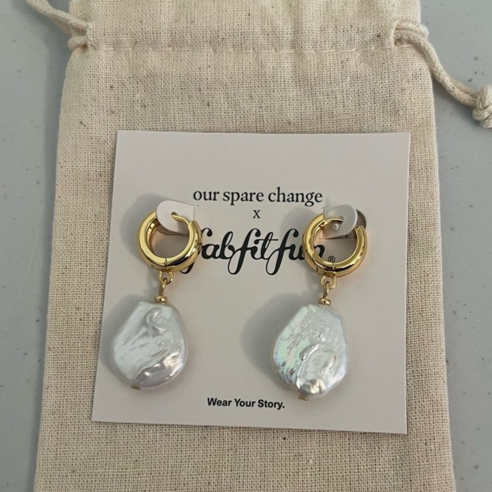 Our Spare Change 18k, gold-plated brass, freshwater pearl earrings. - Picture 4 of 5